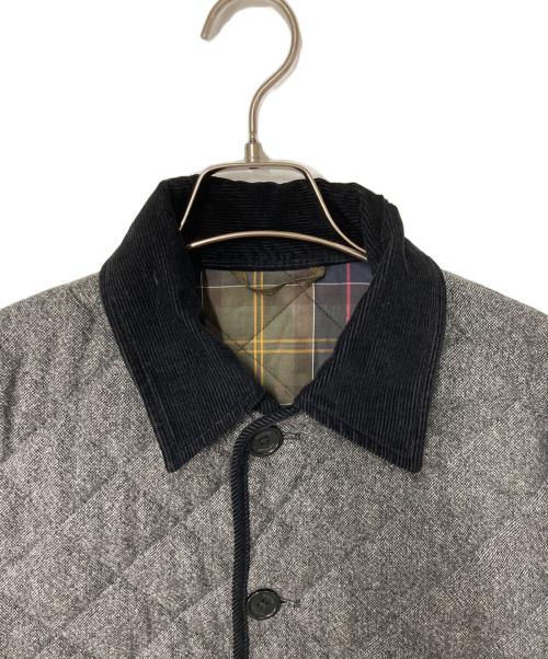 Barbour（バブアー）Barbour (バブアー) 襟コーデュロイキルティングジャケット グレー サイズ:36の古着・服飾アイテム