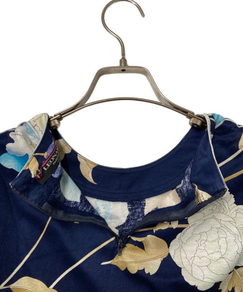 LEONARD FASHION（レオナールファッション）LEONARD FASHION (レオナールファッション) フラワープリントカットソー ネイビー×アイボリー サイズ:Mの古着・服飾アイテム
