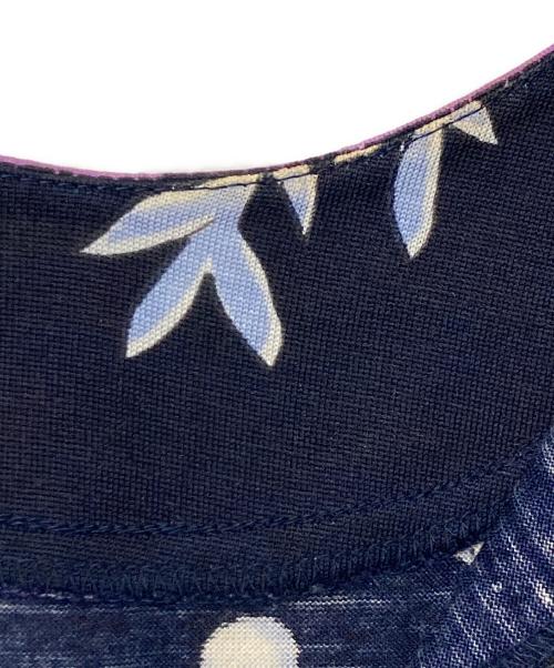 LEONARD FASHION（レオナールファッション）LEONARD FASHION (レオナールファッション) フラワープリントシルクウールカットソー ブラック×グリーン サイズ:Ｍの古着・服飾アイテム