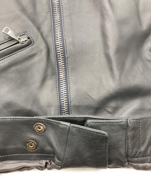 HEDIN（エディン）HEDIN (エディン) FEBE シープスキンダブルライダース グレー サイズ:46の古着・服飾アイテム