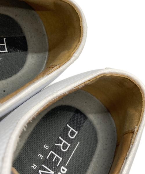 FOOT-JOY（フットジョイ）Foot-Joy (フットジョイ) DRYJOYS PREMIERE PACKARD Laced ゴルフシューズ ホワイト×ネイビー サイズ:JP24.5/USA6 1/2の古着・服飾アイテム