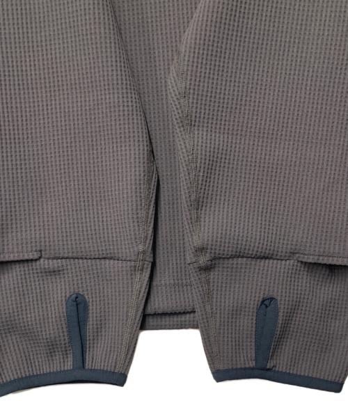 meanswhile（ミーンズワイル）meanswhile (ミーンズワイル) SOLOTEX Waffle Balaclava Hoodie グレー サイズ:03の古着・服飾アイテム