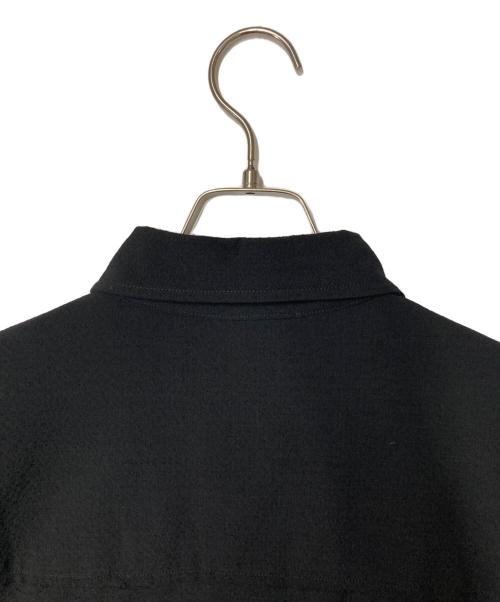 meanswhile（ミーンズワイル）meanswhile (ミーンズワイル) Wool Seersucker Side Slit L/S SH ブラック サイズ:03の古着・服飾アイテム