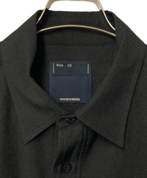 meanswhile（ミーンズワイル）meanswhile (ミーンズワイル) Breathable Side Slit L/S SH ブラック サイズ:02の古着・服飾アイテム