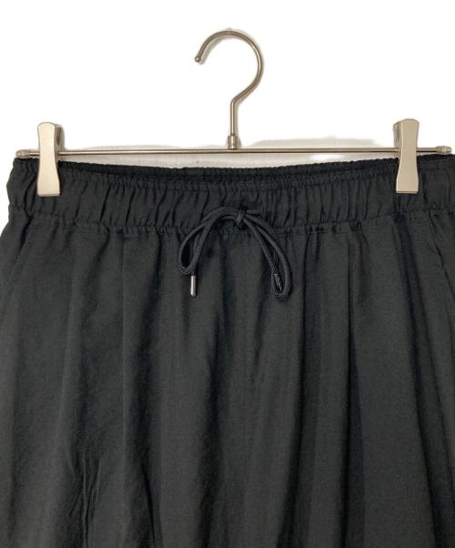 meanswhile（ミーンズワイル）meanswhile (ミーンズワイル) Breathable Wide Slacks ブラック サイズ:02の古着・服飾アイテム