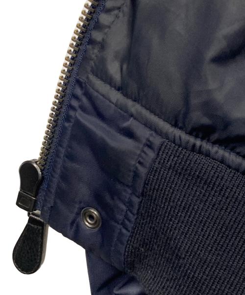 AVIREX（アヴィレックス）AVIREX (アヴィレックス) L-2 BLUE ANGLES F-14 フライトジャケット ネイビー サイズ:Mの古着・服飾アイテム