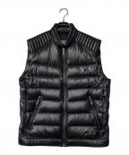 PRADAプラダ）の古着「ロゴプレート ナイロンダウンベスト」｜ブラック