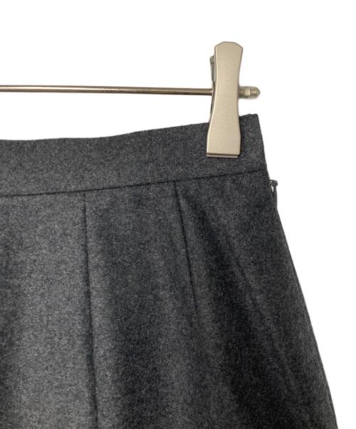 Burberry's（バーバリーズ）Burberry's (バーバリーズ) スカート ウールセットアップ グレー サイズ:7ARの古着・服飾アイテム