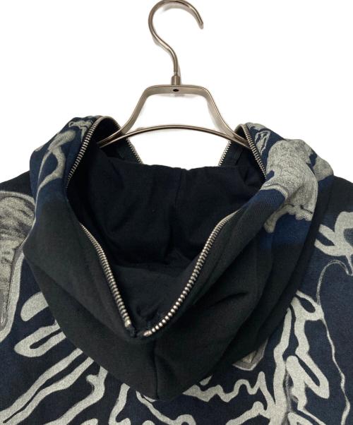 CACTUS JACK FOR FRAGMENT（カクタスジャック フォー フラグメント）CACTUS JACK FOR FRAGMENT (カクタスジャック フォー フラグメント) Travis Scott (トラヴィススコット) Skeleton Graffiti Full Zip Hoodie ブラック×ブルー サイズ:Lの古着・服飾アイテム