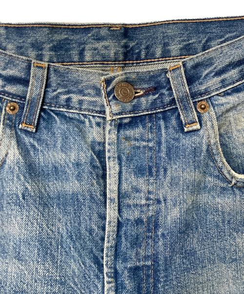 LEVI'S VINTAGE CLOTHING（リーバイス ビンテージ クロージング）LEVI'S VINTAGE CLOTHING (リーバイス ビンテージ クロージング) 501XX 復刻 ダメージデニムパンツ インディゴ サイズ:W28の古着・服飾アイテム