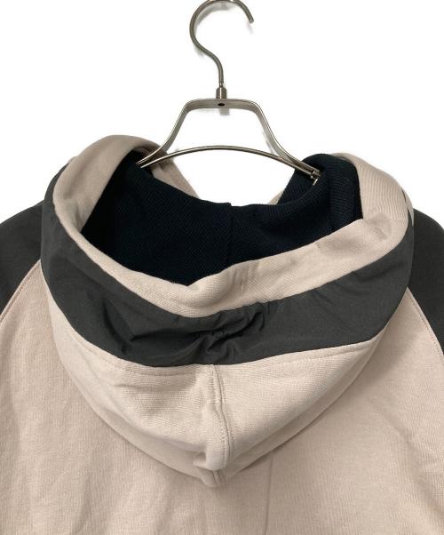 MONCLER（モンクレール）MONCLER (モンクレール) FELPA CON CAPPUCCIOパーカー ベージュ×ブラック サイズ:Sの古着・服飾アイテム