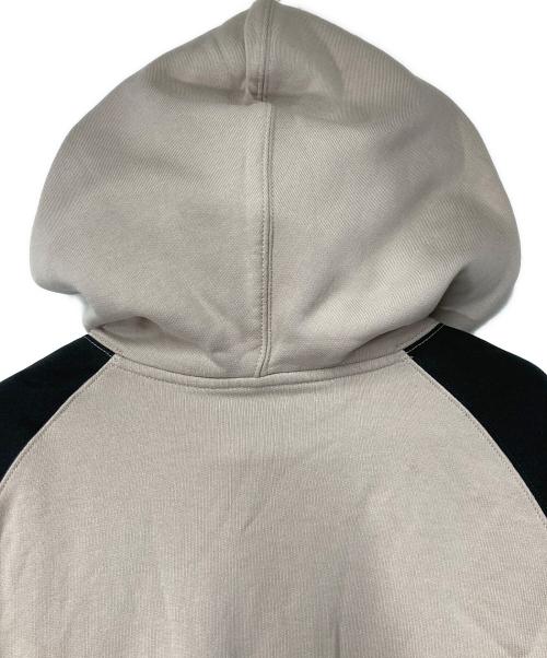 MONCLER（モンクレール）MONCLER (モンクレール) FELPA CON CAPPUCCIOパーカー ベージュ×ブラック サイズ:Sの古着・服飾アイテム