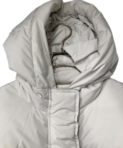 FRAY ID（フレイ アイディー）FRAY ID (フレイ アイディー) フードドロストショートダウンコート ホワイト サイズ:1の古着・服飾アイテム