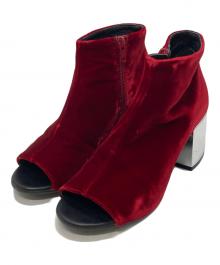 MM6 Maison Margiela（エムエムシックスメゾンマルジェラ）の古着「オープントゥベロアヒールブーツ」｜レッド