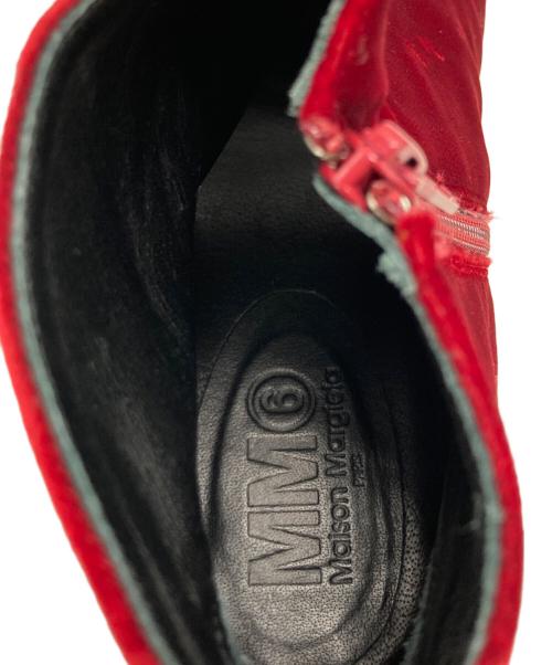 MM6 Maison Margiela（エムエムシックスメゾンマルジェラ）MM6 Maison Margiela (エムエムシックスメゾンマルジェラ) オープントゥベロアヒールブーツ レッド サイズ:37の古着・服飾アイテム