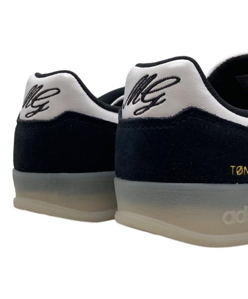 adidas（アディダス）adidas (アディダス) ALOHA SUPER X GUSTAV ブラック×ホワイト サイズ:US71/2/UK7/FR402/3/JP255/CHN250の古着・服飾アイテム