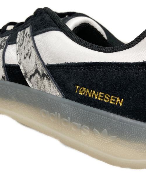 adidas（アディダス）adidas (アディダス) ALOHA SUPER X GUSTAV ブラック×ホワイト サイズ:US71/2/UK7/FR402/3/JP255/CHN250の古着・服飾アイテム