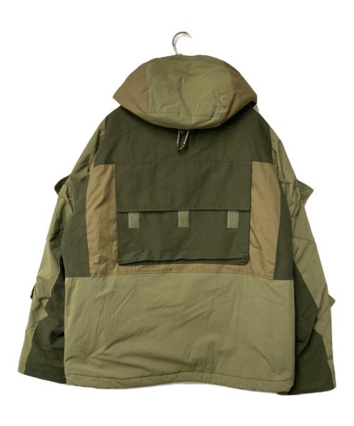 WHITE MOUNTAINEERING（ホワイトマウンテ二アニング）WHITE MOUNTAINEERING (ホワイトマウンテ二アニング) NEXUSVII (ネクサスセブン) ASYMMETRY JACKET カーキ×オリーブ サイズ:2の古着・服飾アイテム