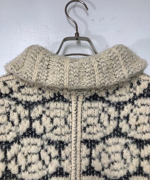 CHANEL（シャネル）CHANEL (シャネル) 総柄 ハーフジップニット ポンチョコート ブラック×アイボリー サイズ:38の古着・服飾アイテム