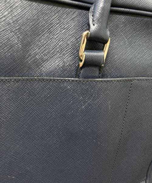 PRADA（プラダ）PRADA (プラダ) SAFFIANO TRAVEL ロゴプレート ブリーフケース ネイビーの古着・服飾アイテム