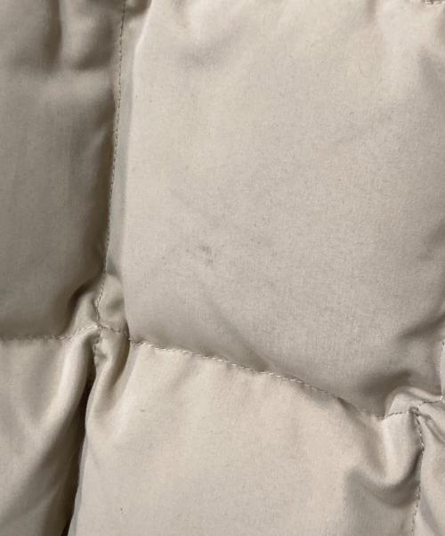 stussy（ステューシー）stussy (ステューシー) リバーシブルダウンジャケット ベージュ×グリーン サイズ:Mの古着・服飾アイテム