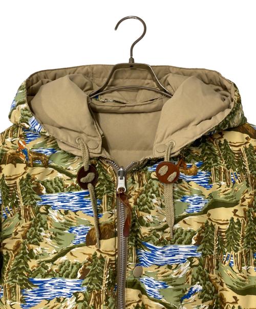 stussy（ステューシー）stussy (ステューシー) リバーシブルダウンジャケット ベージュ×グリーン サイズ:Mの古着・服飾アイテム