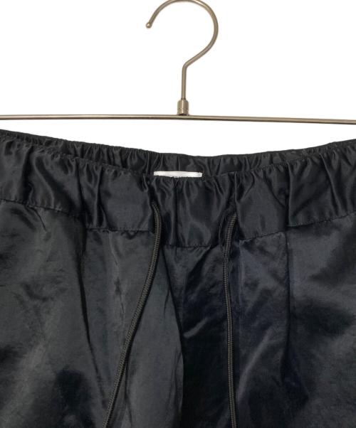 WILLY CHAVARRIA（ウィリーチャバリア）WILLY CHAVARRIA (ウィリーチャバリア) SATIN SHORT PANTS ブラック サイズ:Lの古着・服飾アイテム
