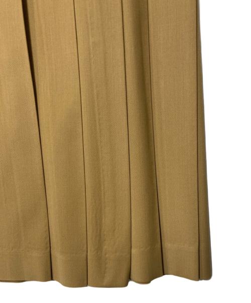 DES PRES（デ プレ）DES PRES (デ プレ) ハイツイストギャバジン プリーツミディスカート ベージュ サイズ:36の古着・服飾アイテム