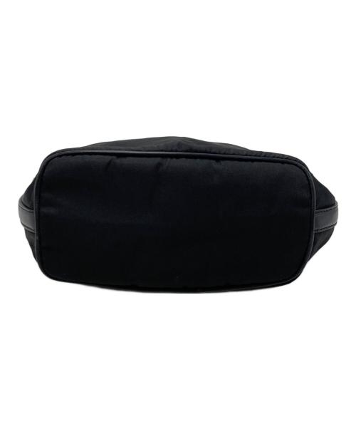 PRADA（プラダ）PRADA (プラダ) ロゴプレート ワンショルダーバッグ ブラックの古着・服飾アイテム