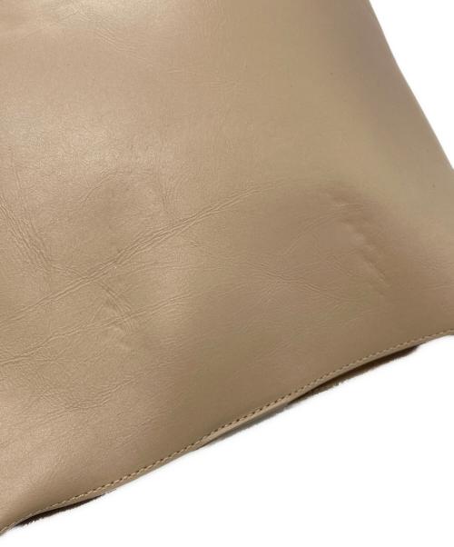 HIROFU（ヒロフ）HIROFU (ヒロフ) ハンドバッグ ベージュの古着・服飾アイテム