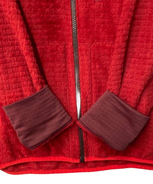 Patagonia（パタゴニア）Patagonia (パタゴニア) R3 HOODY レッド サイズ:Mの古着・服飾アイテム