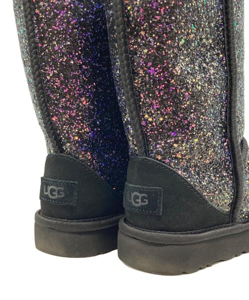 UGG（アグ）UGG (アグ) Classic Short Cosmos ブラック サイズ:US7/UK5/EU38/JAPAN24の古着・服飾アイテム