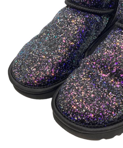 UGG（アグ）UGG (アグ) Classic Short Cosmos ブラック サイズ:US7/UK5/EU38/JAPAN24の古着・服飾アイテム