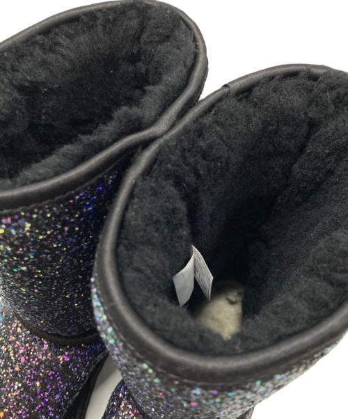 UGG（アグ）UGG (アグ) Classic Short Cosmos ブラック サイズ:US7/UK5/EU38/JAPAN24の古着・服飾アイテム