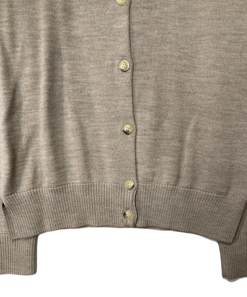 maison kitsune（メゾンキツネ）maison kitsune (メゾンキツネ) フォックスヘッドパッチカーディガン ベージュ サイズ:Sの古着・服飾アイテム