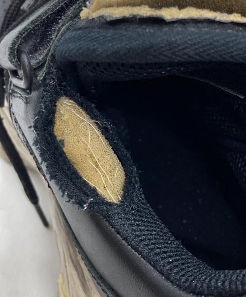 Maison Margiela（メゾンマルジェラ）Maison Margiela (メゾンマルジェラ) retro fit ダメージ加工厚底ロートップスニーカー ブラック サイズ:43の古着・服飾アイテム