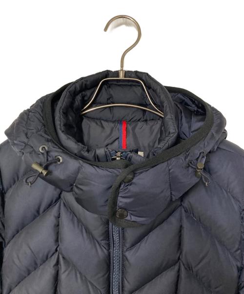 MONCLER（モンクレール）MONCLER (モンクレール) BERRIAT フーデッドダウンジャケット ネイビーの古着・服飾アイテム