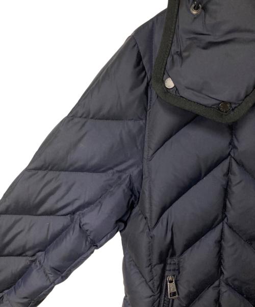 MONCLER（モンクレール）MONCLER (モンクレール) BERRIAT フーデッドダウンジャケット ネイビーの古着・服飾アイテム