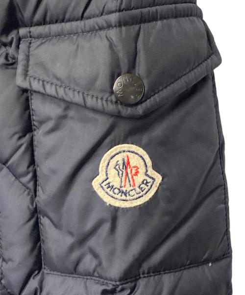 MONCLER（モンクレール）MONCLER (モンクレール) BERRIAT フーデッドダウンジャケット ネイビーの古着・服飾アイテム