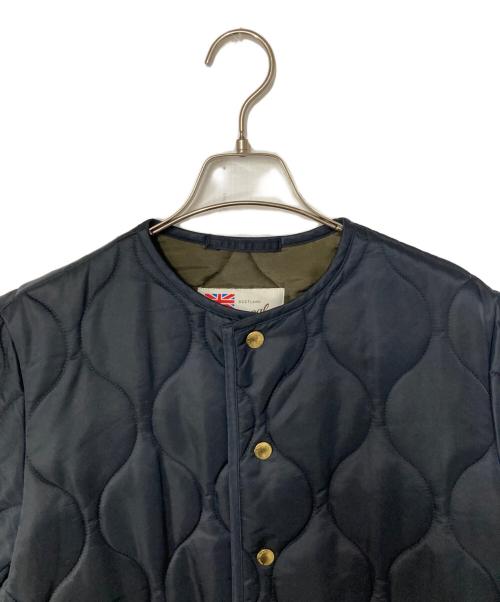 Traditional Weatherwear（トラディショナルウェザーウェア）Traditional Weatherwear (トラディショナルウェザーウェア) Spick and Span (スピックアンドスパン) 別注 ARKLEY LONG2 EX キルティングノーカラーコート ネイビー サイズ:32の古着・服飾アイテム