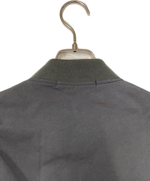 BEAUTY&YOUTH（ビューティーアンドユース）BEAUTY&YOUTH (ビューティーアンドユース) LOFTECH ナイロン MA-1 ブルゾン グレー サイズ:Mの古着・服飾アイテム