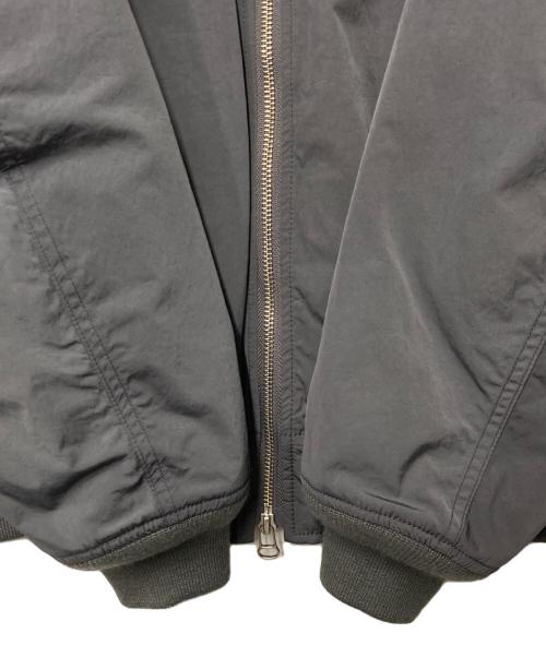 BEAUTY&YOUTH（ビューティーアンドユース）BEAUTY&YOUTH (ビューティーアンドユース) LOFTECH ナイロン MA-1 ブルゾン グレー サイズ:Mの古着・服飾アイテム