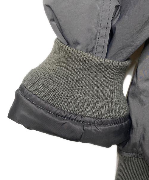 BEAUTY&YOUTH（ビューティーアンドユース）BEAUTY&YOUTH (ビューティーアンドユース) LOFTECH ナイロン MA-1 ブルゾン グレー サイズ:Mの古着・服飾アイテム