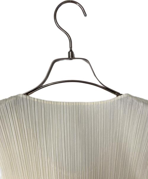 PLEATS PLEASE（プリーツプリーズ）PLEATS PLEASE (プリーツプリーズ) プリーツ ノースリーブワンピース ベージュ サイズ:4の古着・服飾アイテム