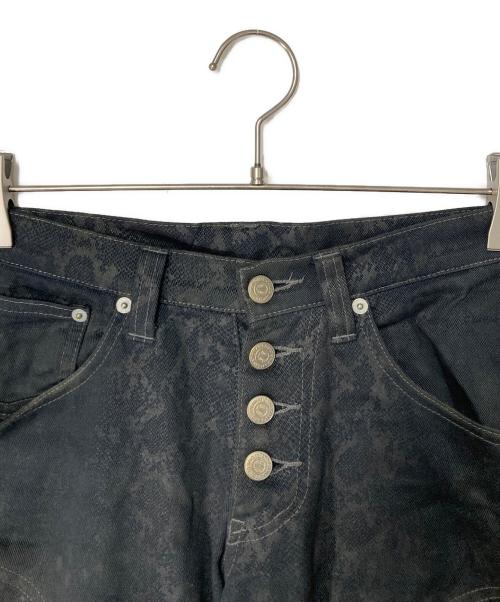 TORNADO MART（トルネードマート）TORNADO MART (トルネードマート) パイソン柄ブーツカットパンツ ブラック サイズ:Sの古着・服飾アイテム