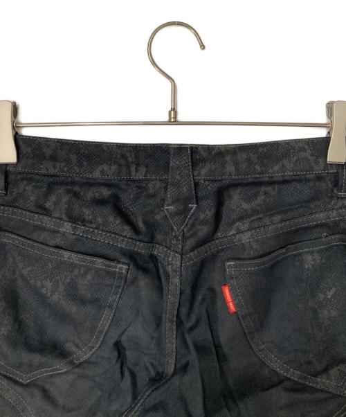 TORNADO MART（トルネードマート）TORNADO MART (トルネードマート) パイソン柄ブーツカットパンツ ブラック サイズ:Sの古着・服飾アイテム