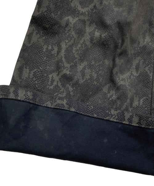 TORNADO MART（トルネードマート）TORNADO MART (トルネードマート) パイソン柄ブーツカットパンツ ブラック サイズ:Sの古着・服飾アイテム