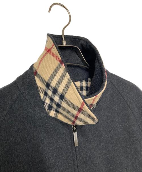 BURBERRY LONDON（バーバリーロンドン）BURBERRY LONDON (バーバリーロンドン) ホース刺繍 裏ノバチェック ウール混ブルゾン グレー サイズ:表記無し 実寸参照の古着・服飾アイテム