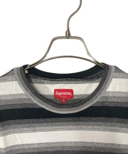 SUPREME（シュプリーム）SUPREME (シュプリーム) Gradient Striped S/S TOP ホワイト×ブラック サイズ:Sの古着・服飾アイテム