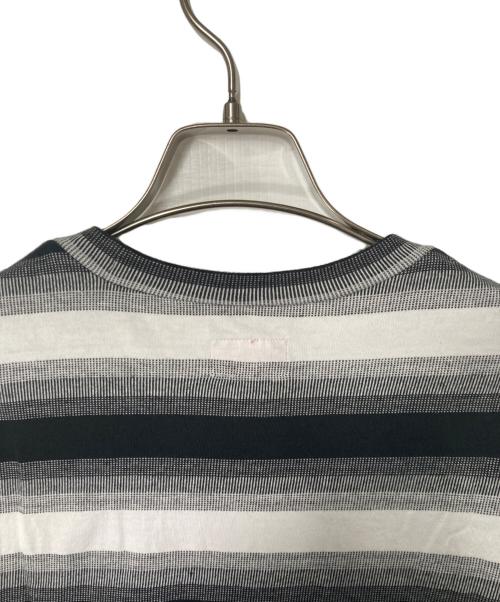 SUPREME（シュプリーム）SUPREME (シュプリーム) Gradient Striped S/S TOP ホワイト×ブラック サイズ:Sの古着・服飾アイテム